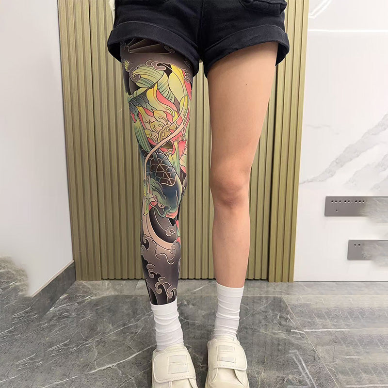 InkyLeg™ – Dehnbarer Bein-Cuff mit Tattoo-Print | 1+1 GRATIS