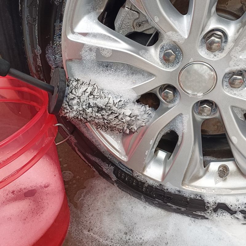 WheelGlow — Mikrofaser-Felgenbürste | 1+1 GRATIS