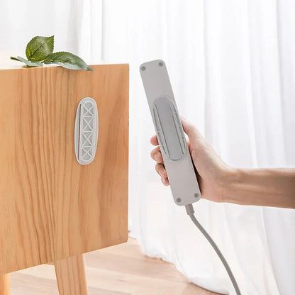 ClutterGrip — Steckdosenleisten-Halter ohne Bohren | 1+1 GRATIS