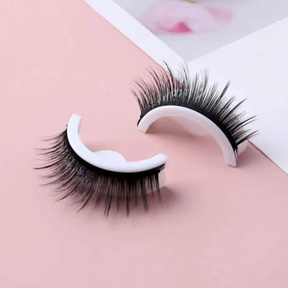 1+1 GRATIS | InstaLash Magnetic Kit™ Für einen atemberaubenden Augenaufschlag im Handumdrehen