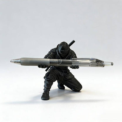 ShadowForge — Skulpturaler Stiftehalter | 1+1 GRATIS