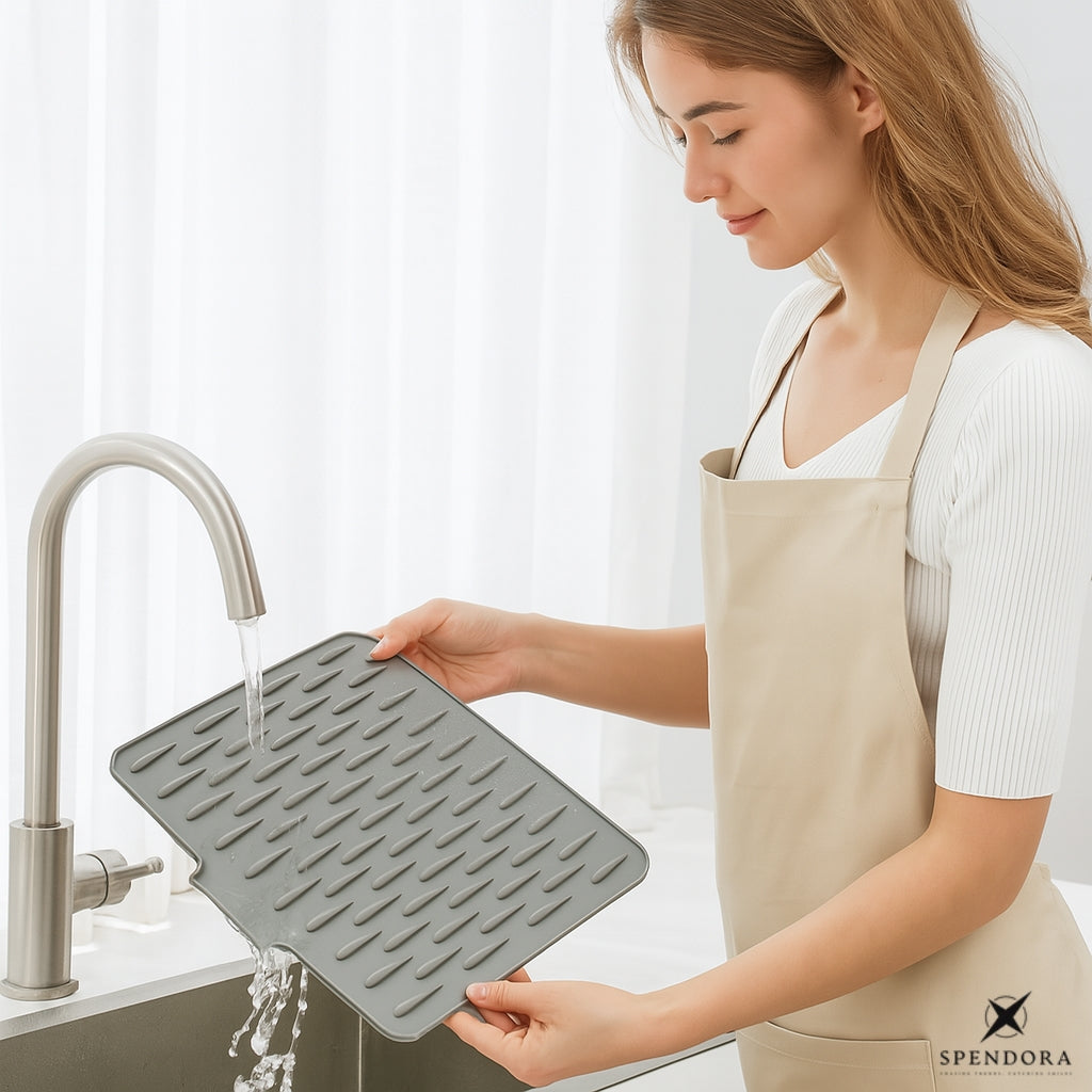 DryGuard™ – Rutschfeste & Hitzebeständige Abtropfmatte | 1+1 GRATIS