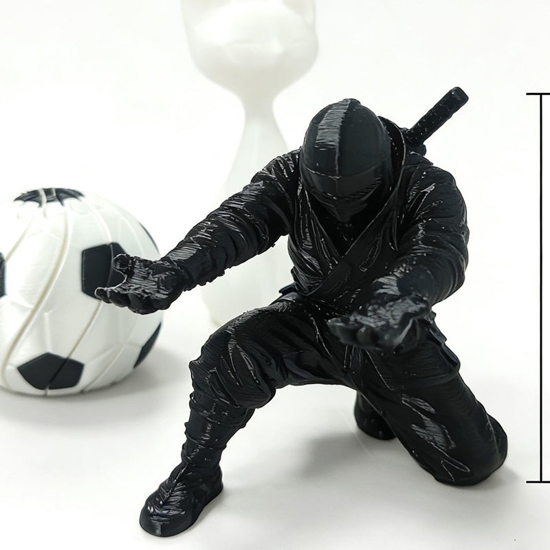 ShadowForge — Skulpturaler Stiftehalter | 1+1 GRATIS
