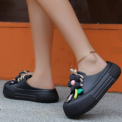 BreezeBloom™ Luftige Pantoffeln mit Blumendekor | 1+1 GRATIS